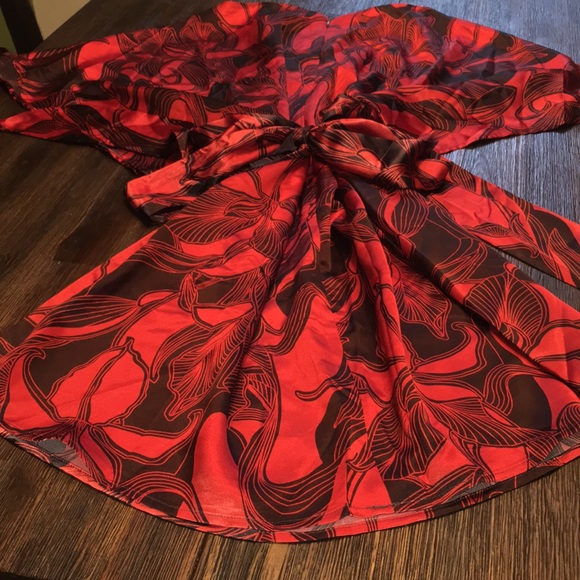 BCBGMaxazria Dress - Picture 2 of 8